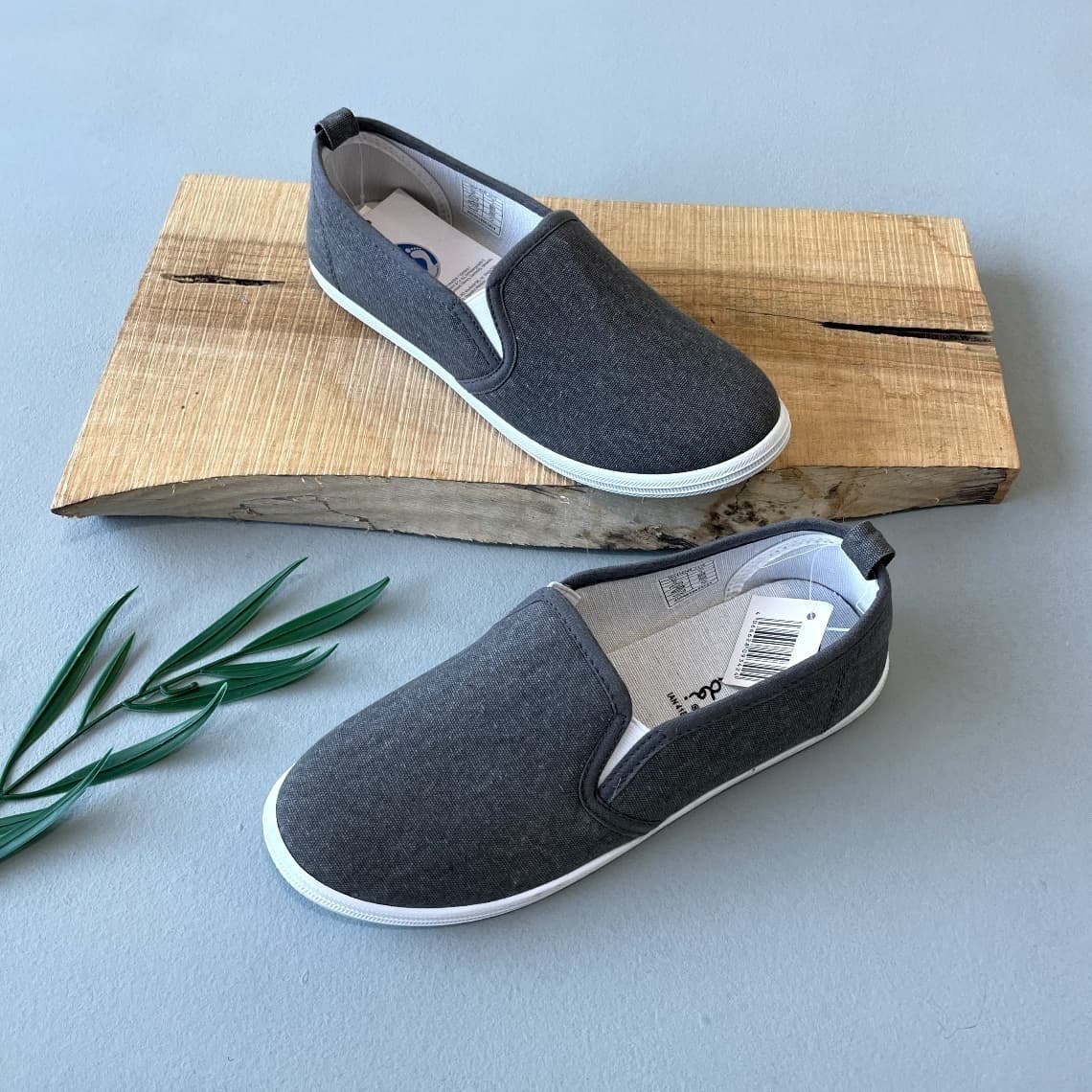 کفش زنانه برند OYANDA