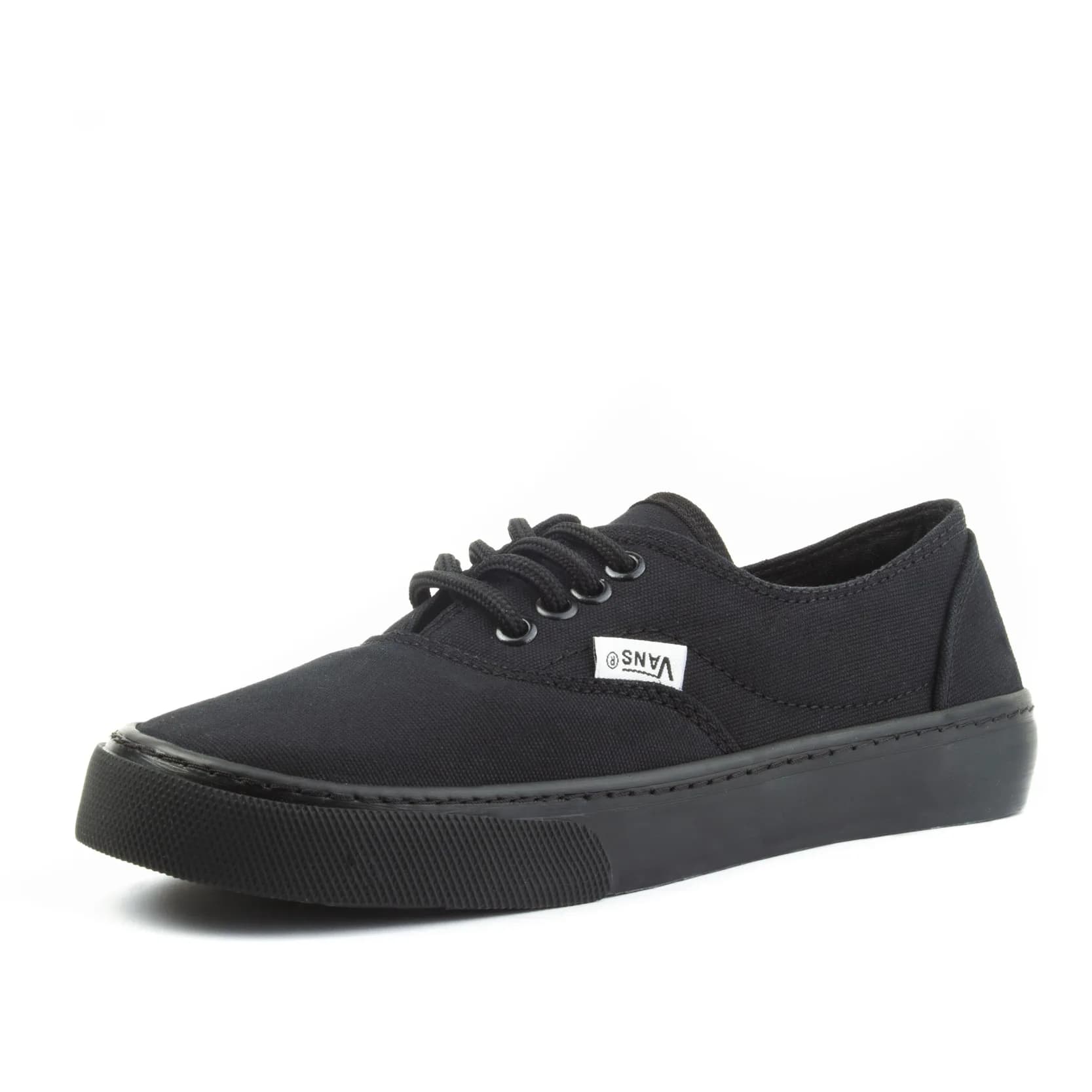 ونس کلاسیک تمام مشکی