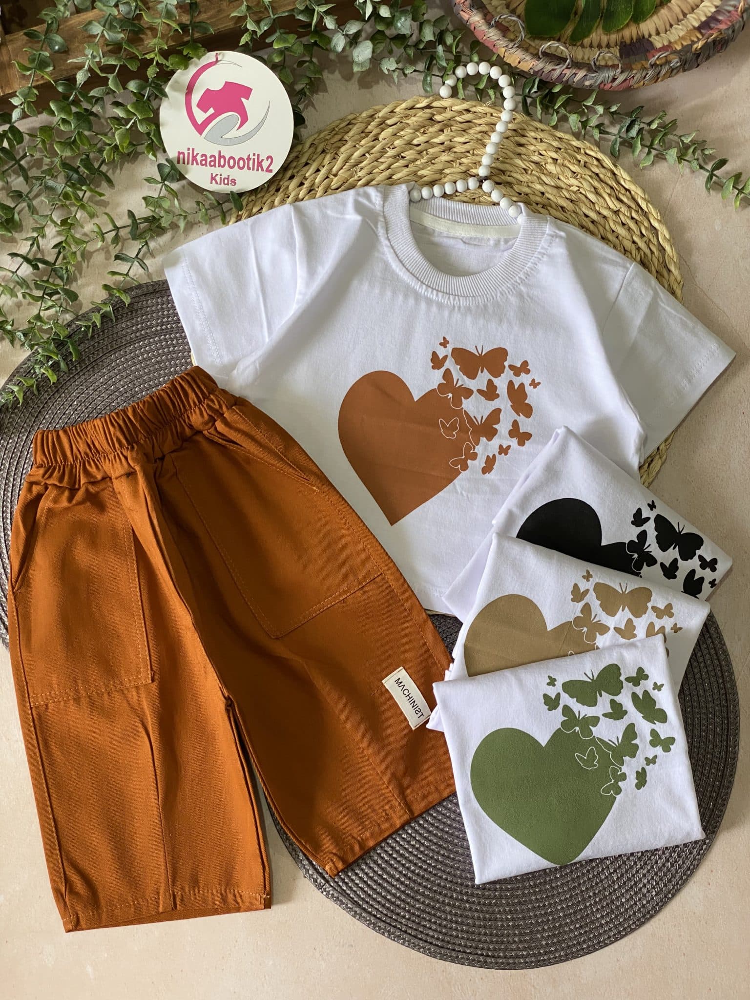 کراپ شلوارک قلب پروانه ای