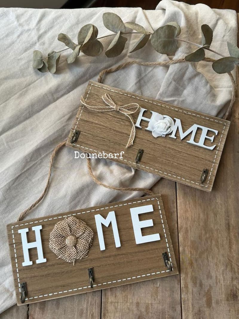 آویز چوبی گلدار