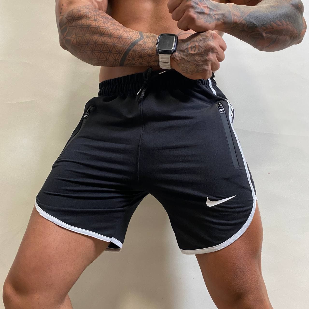 شلوارک ورزشی قواره دار نایک غواصی چاکدار کد ۲۴۹۹