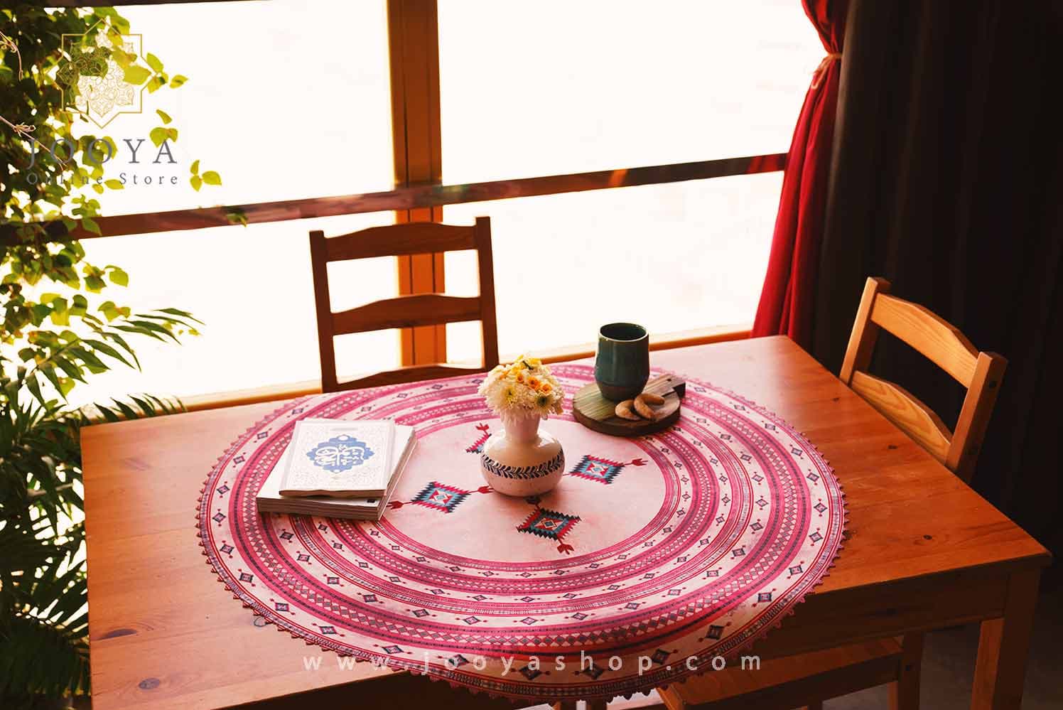 رومیزی گرد طرح سینتیا