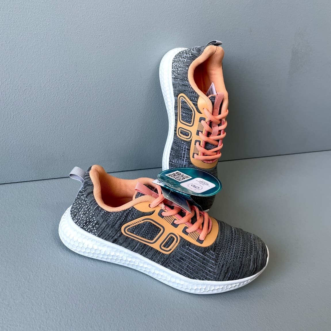 کتونی زنانه برند CRIVIT