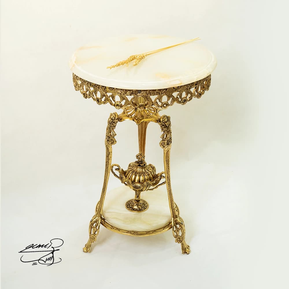 میز برنزی کد 0110