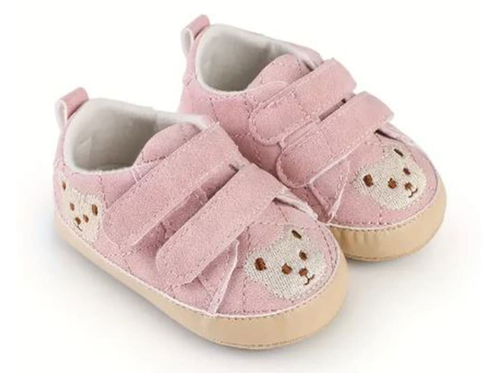 پاپوش نوزادی استپ دار مدل چسبی طرح خرس گلدوزی شده رنگ صورتی