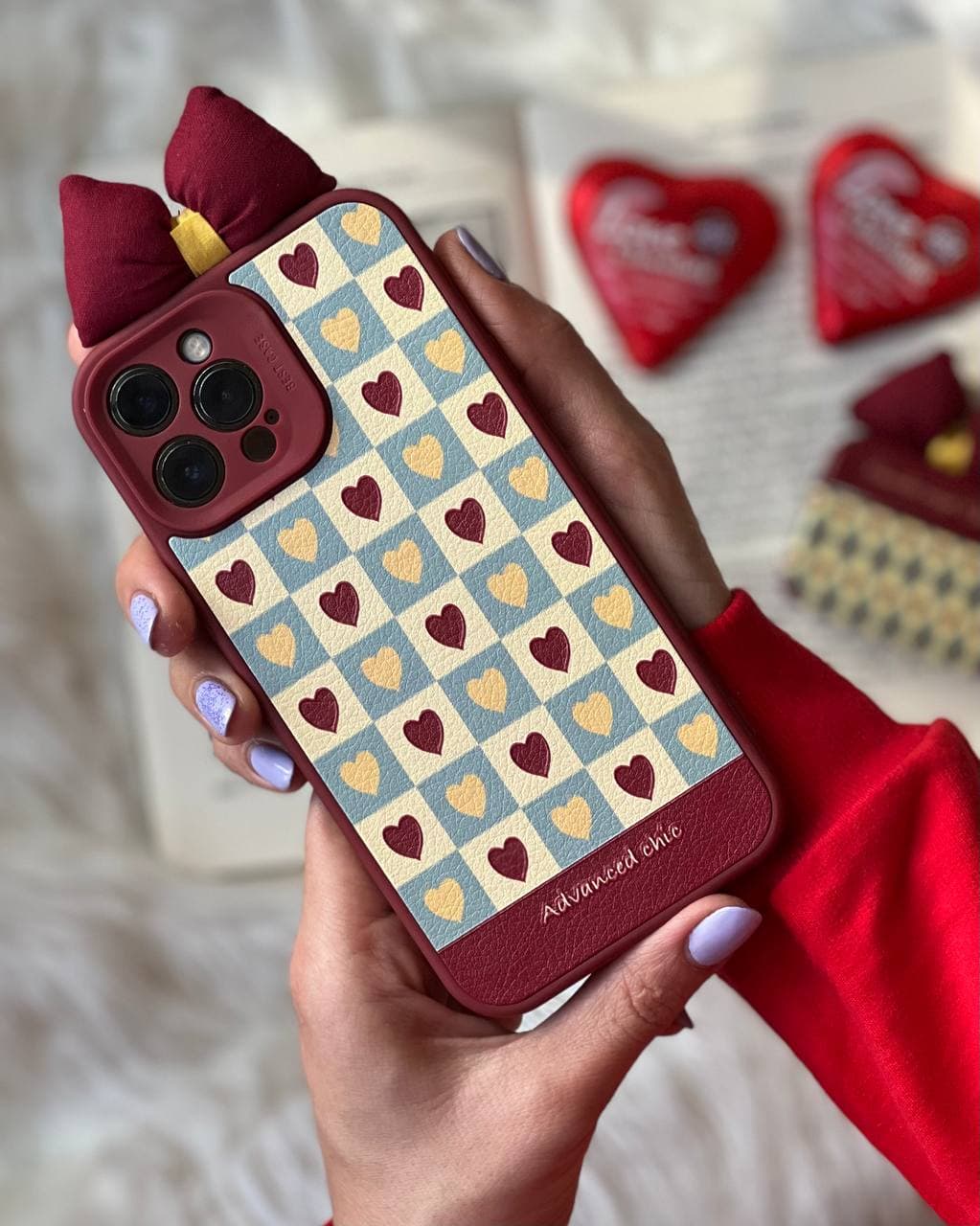 قاب موبایل آیفون استایلیش پاپیون زرشکی - کد (۵۴۷۳۱)