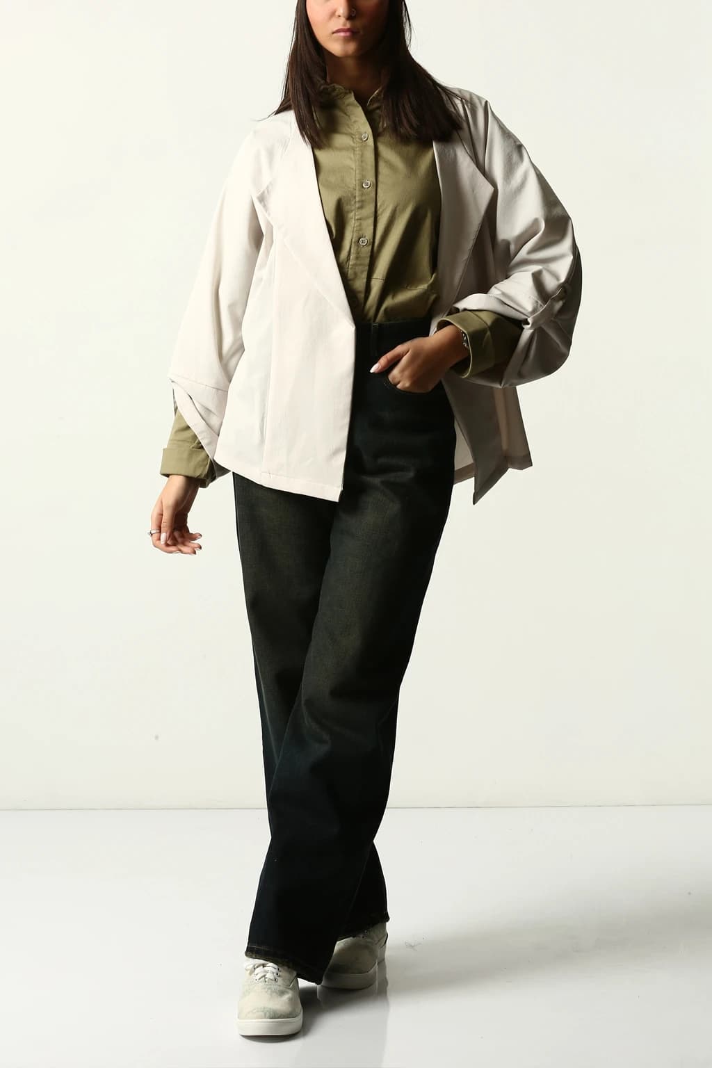 مانتو کرپ یقه برگردان کرپ زنانه