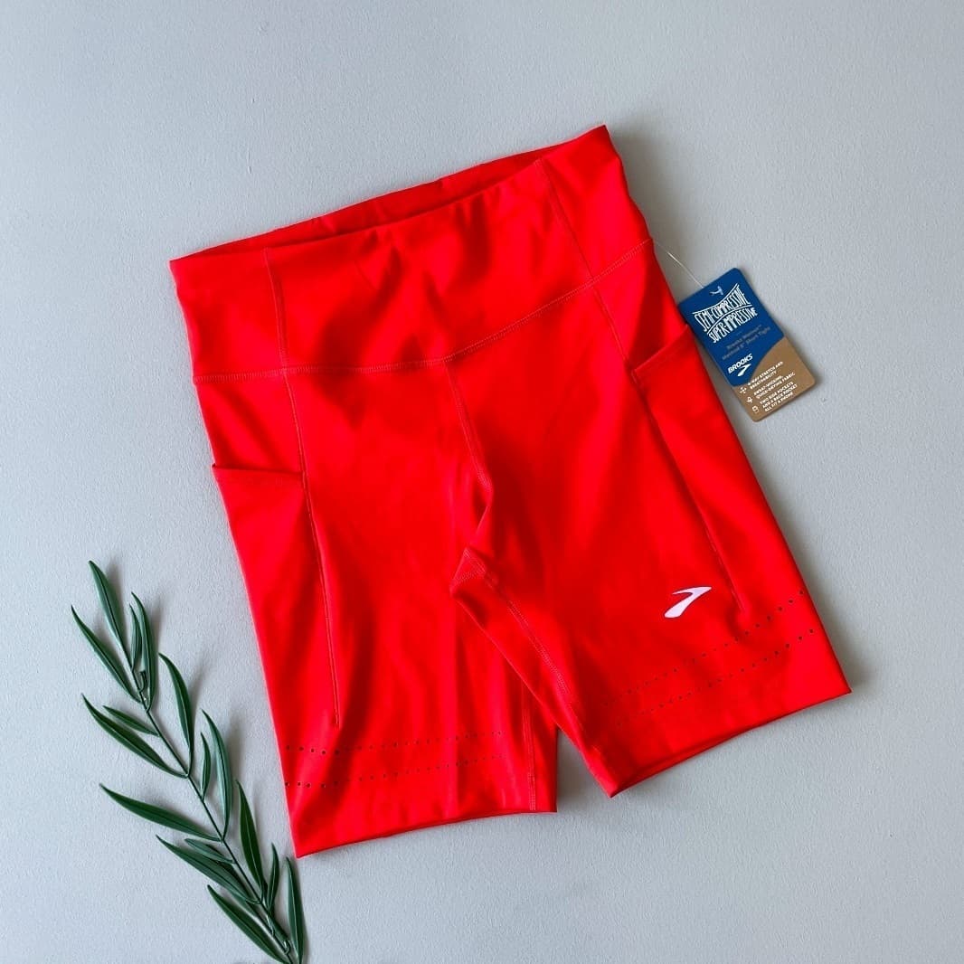 شلوارک ورزشی زنانه برند BROOKS