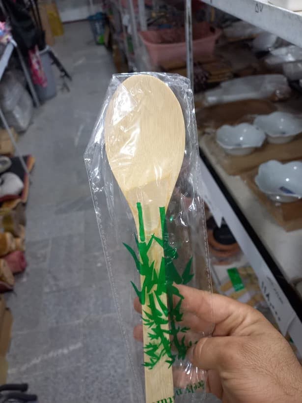 کفگیر قاشق چوبی