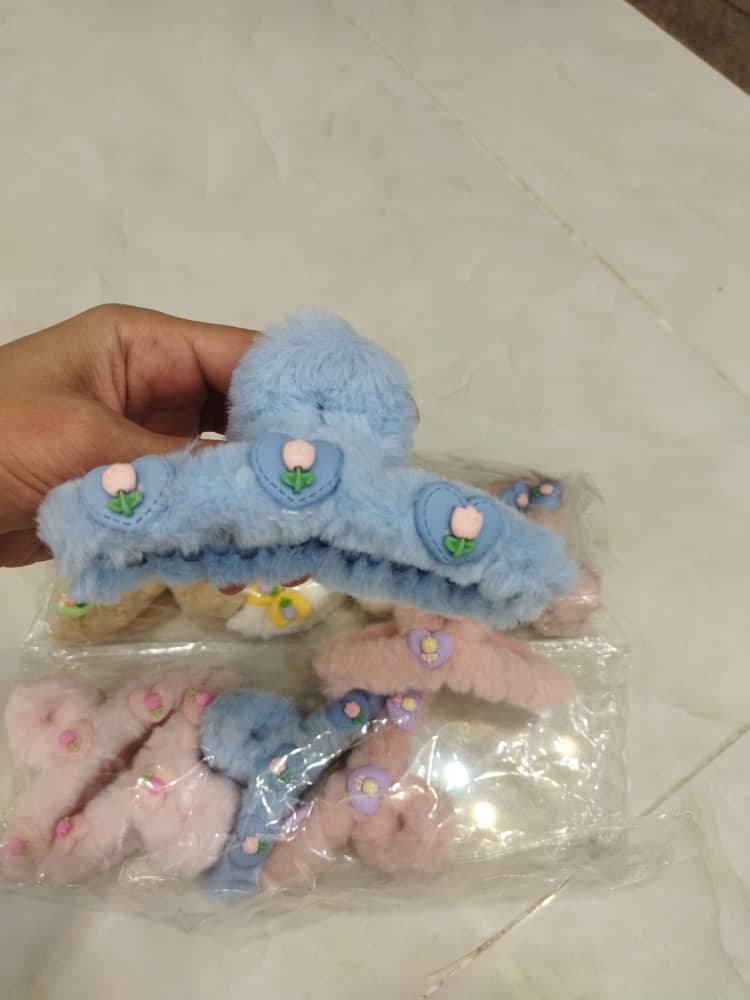 کلیپس پشمالو