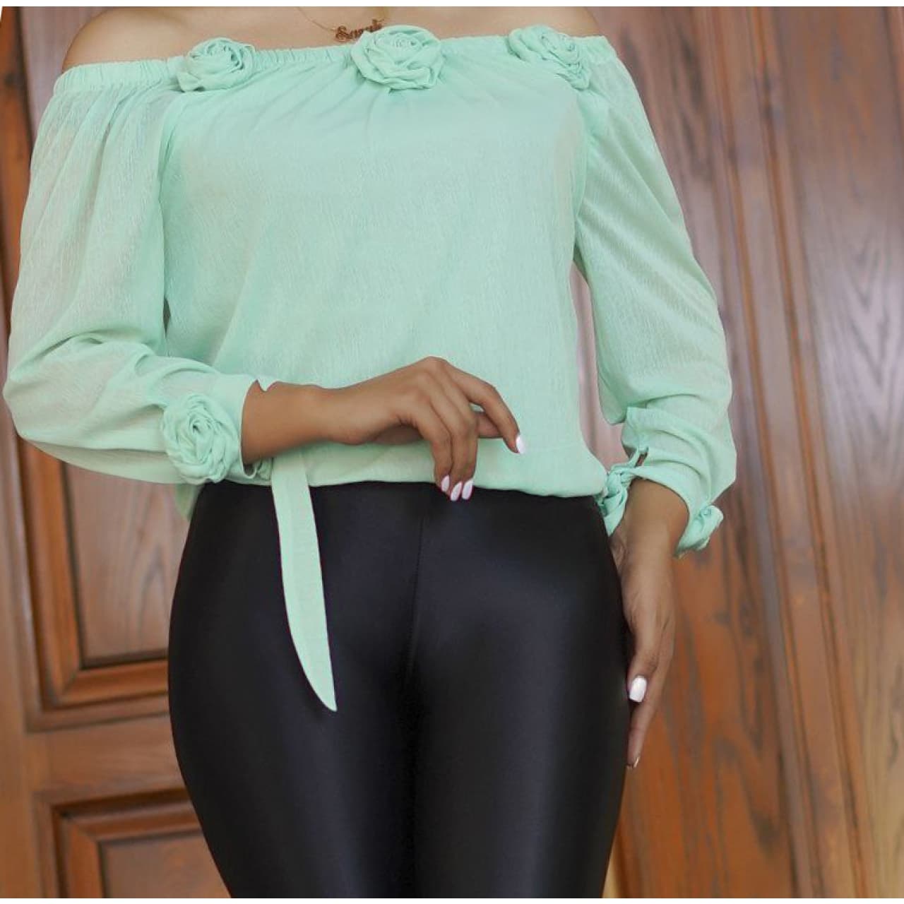 شومیز مدل گلشن رنگ تیفانی کد 1807 برند SET