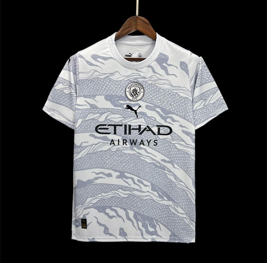 لباس کانسپت منچستر سیتی ۲۰۲۴ طرح اژدها | هوادار