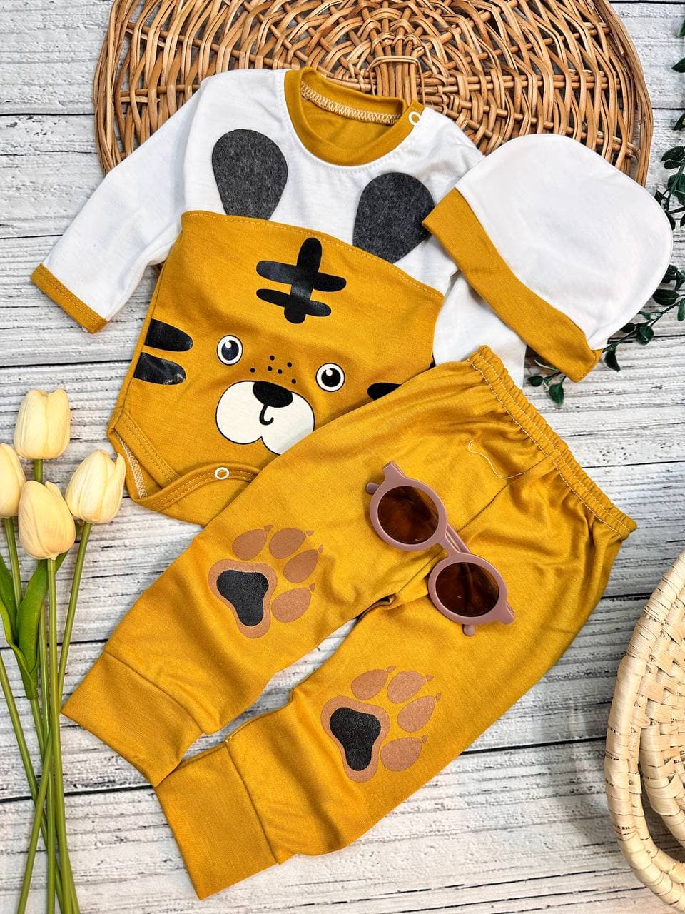 سه تکه طرح ببر و پنجه خردلی نوزادی و کودک کد 112067