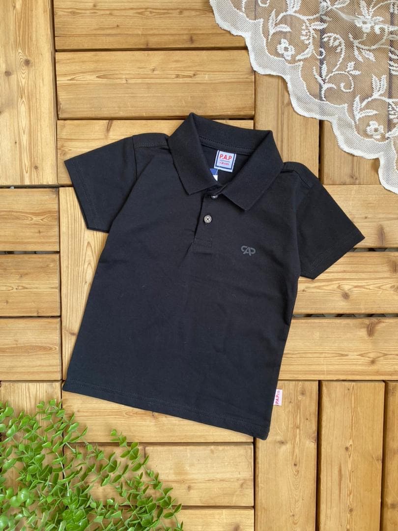 تیشرت مشکی یقه دار