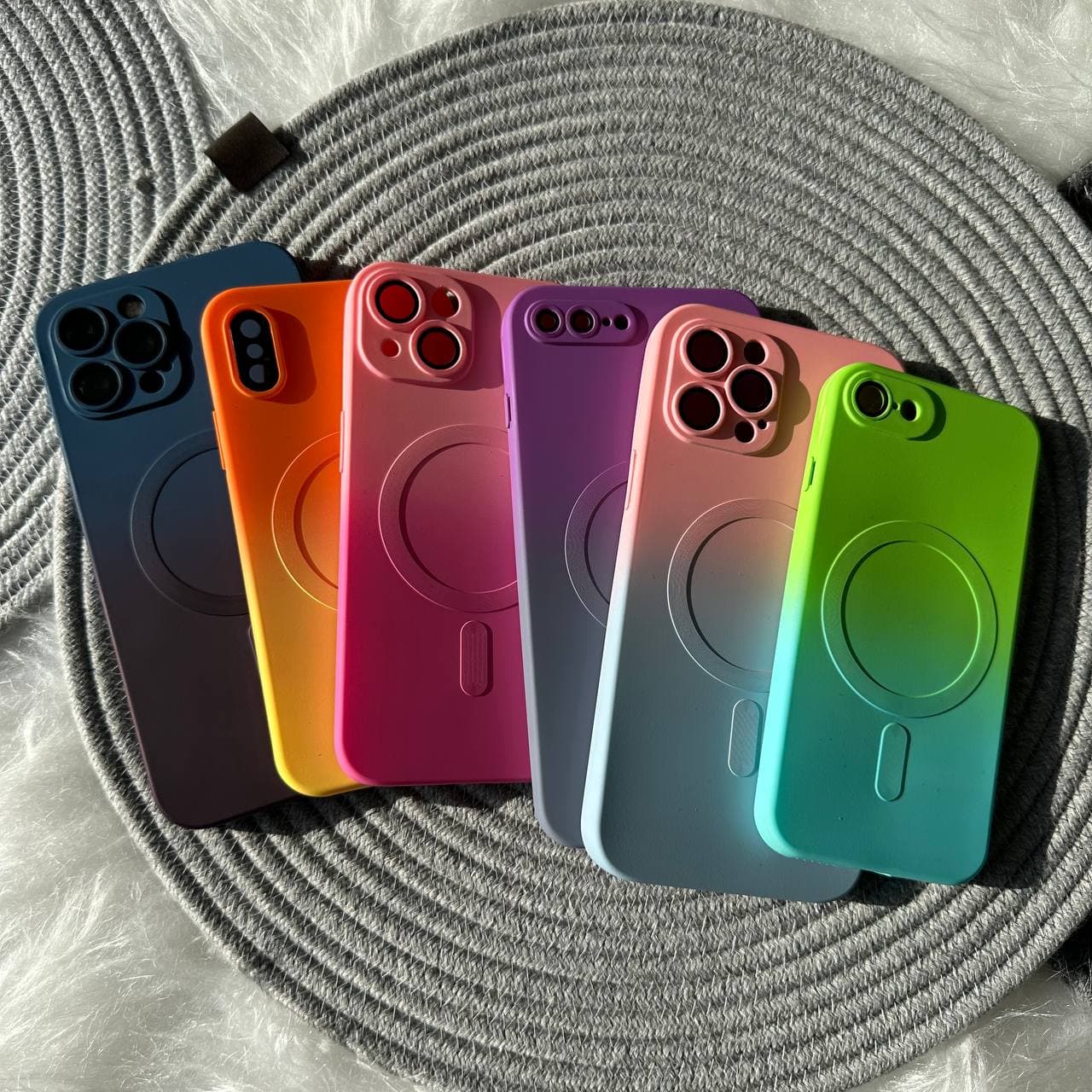 قاب سایه روشن مگ سیف آیفونی