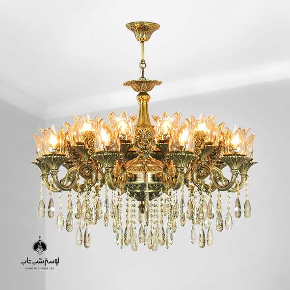لوستر آویز لیانا شب تاب 10 شاخه 20 شعله آنتیک با لاله و کریستال