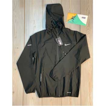 بادگیر نایکی کلاه دار آب گریز