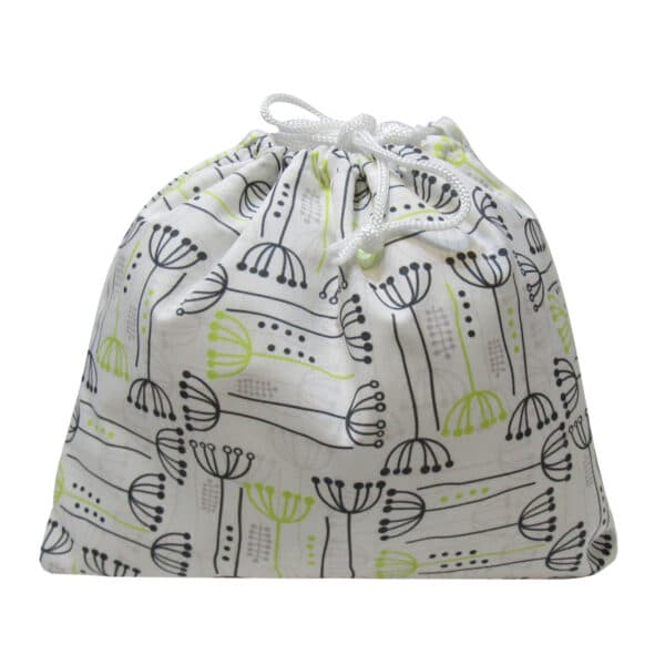 ماسیس کیسه بند دار زمینه سفید طرح دار بزرگ