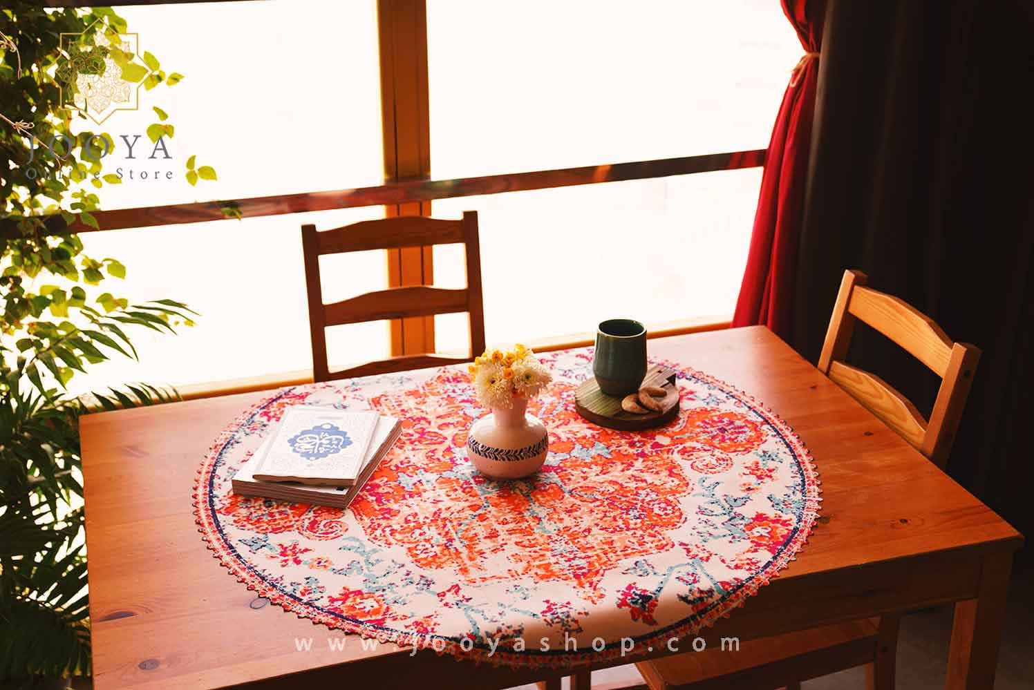 رومیزی گرد طرح ویرنا