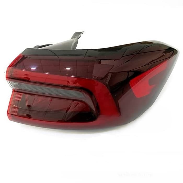 چراغ خطر عقب راست روی گلگیر تیگو 7 پرو