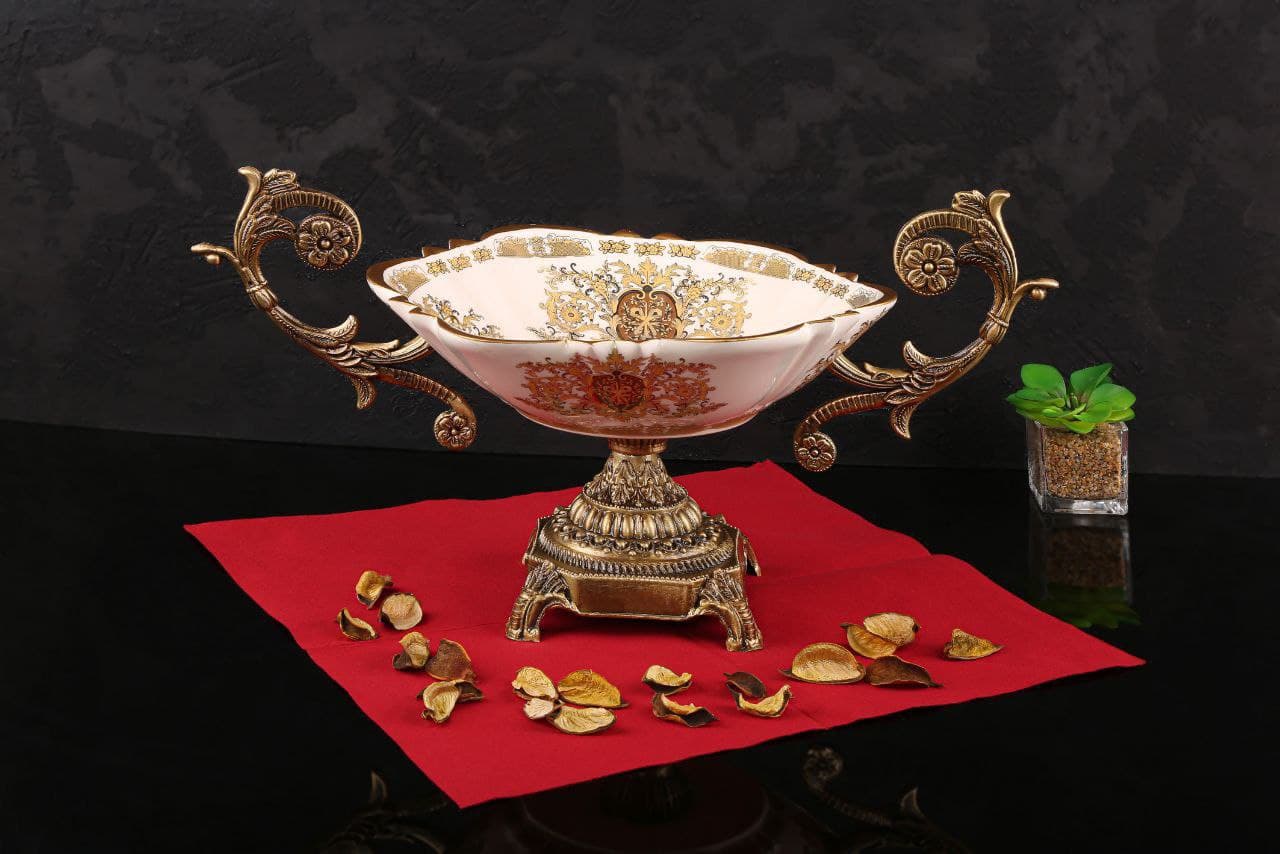 میوه خوری چینی پایه دار سه بعدی ایلیا