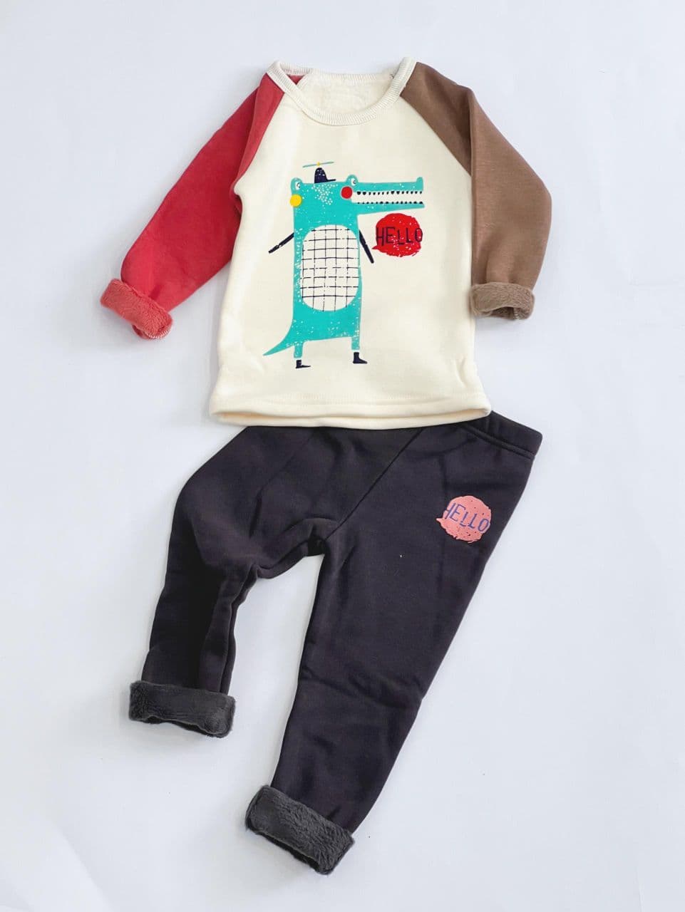 بلوز و شلوار لاینردار پنبه طرح تمساح مناسب 1 تا 5 سال