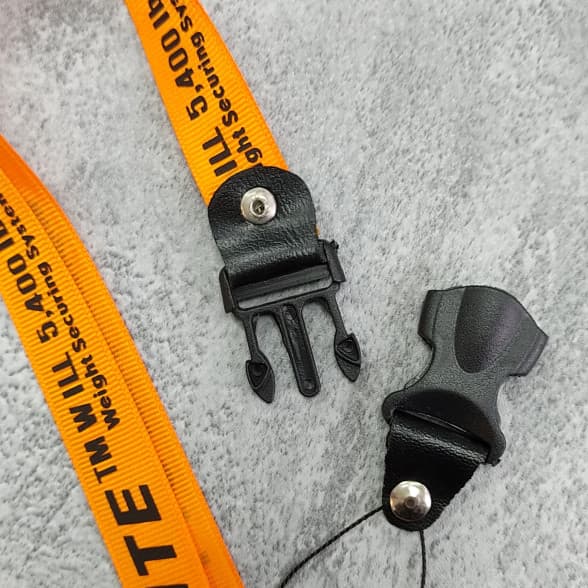 بند آویز گردنی موبایل قفل ساده