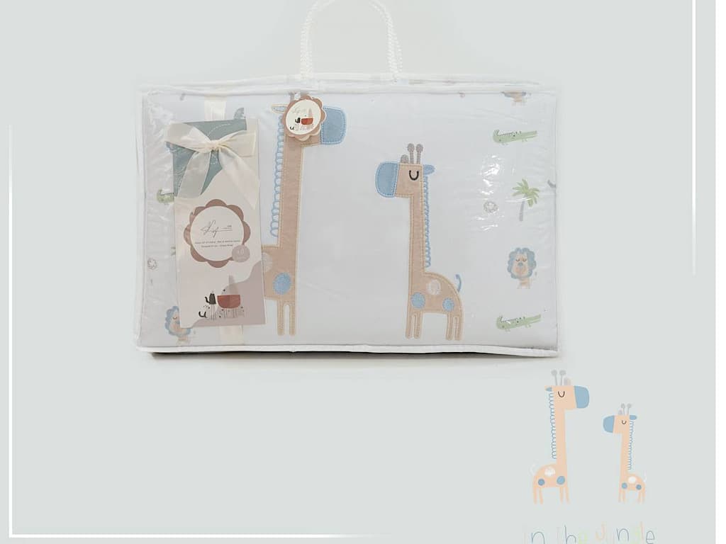 سرویس خواب 4 تکه نوزادی طرح گلدوزی شده زرافه lisa