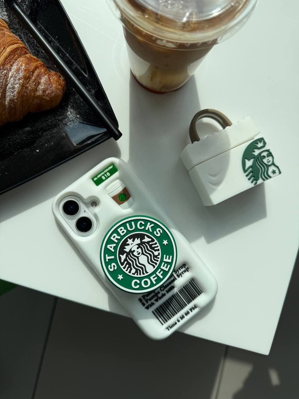 قاب استارباکس سفید پاپ سوکتی