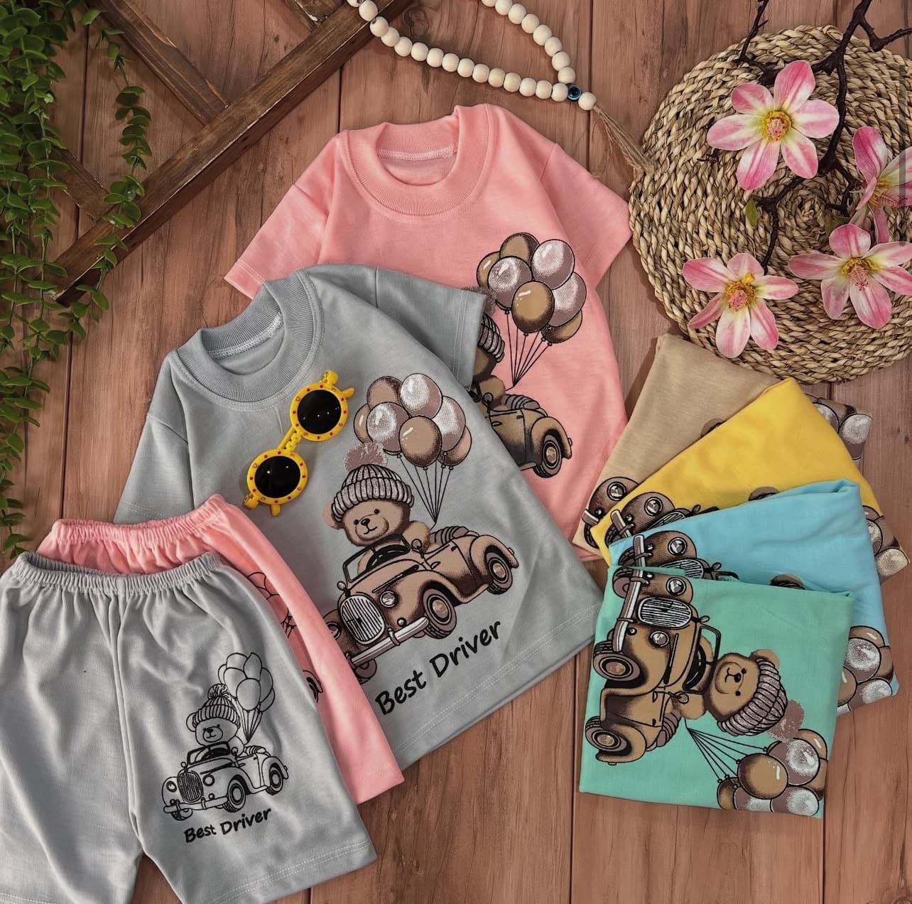 تیشرت شلوارک خرس راننده و بادکنک