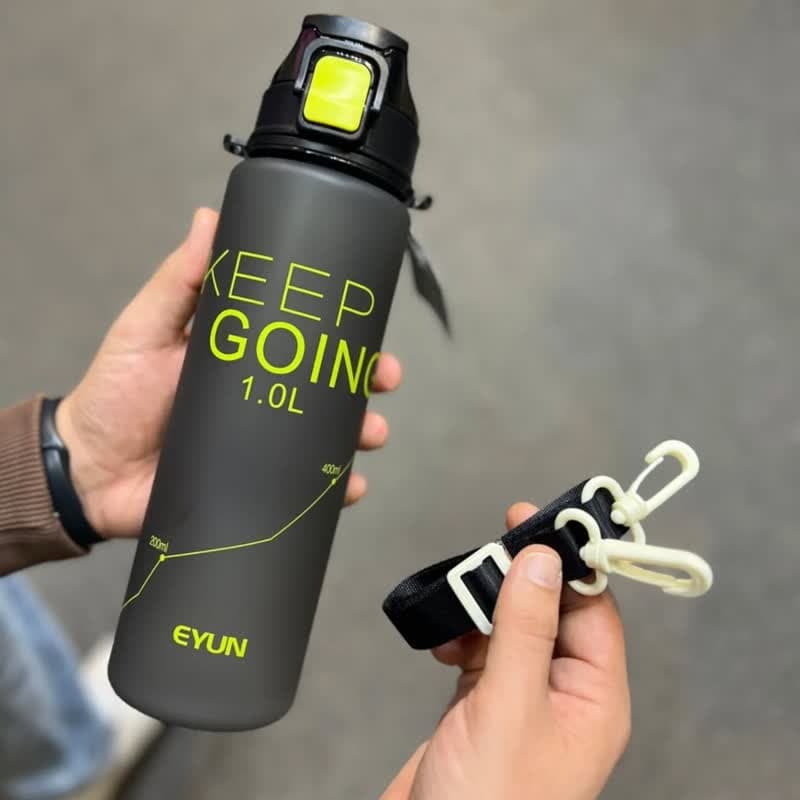 قمقمه مات لاتین