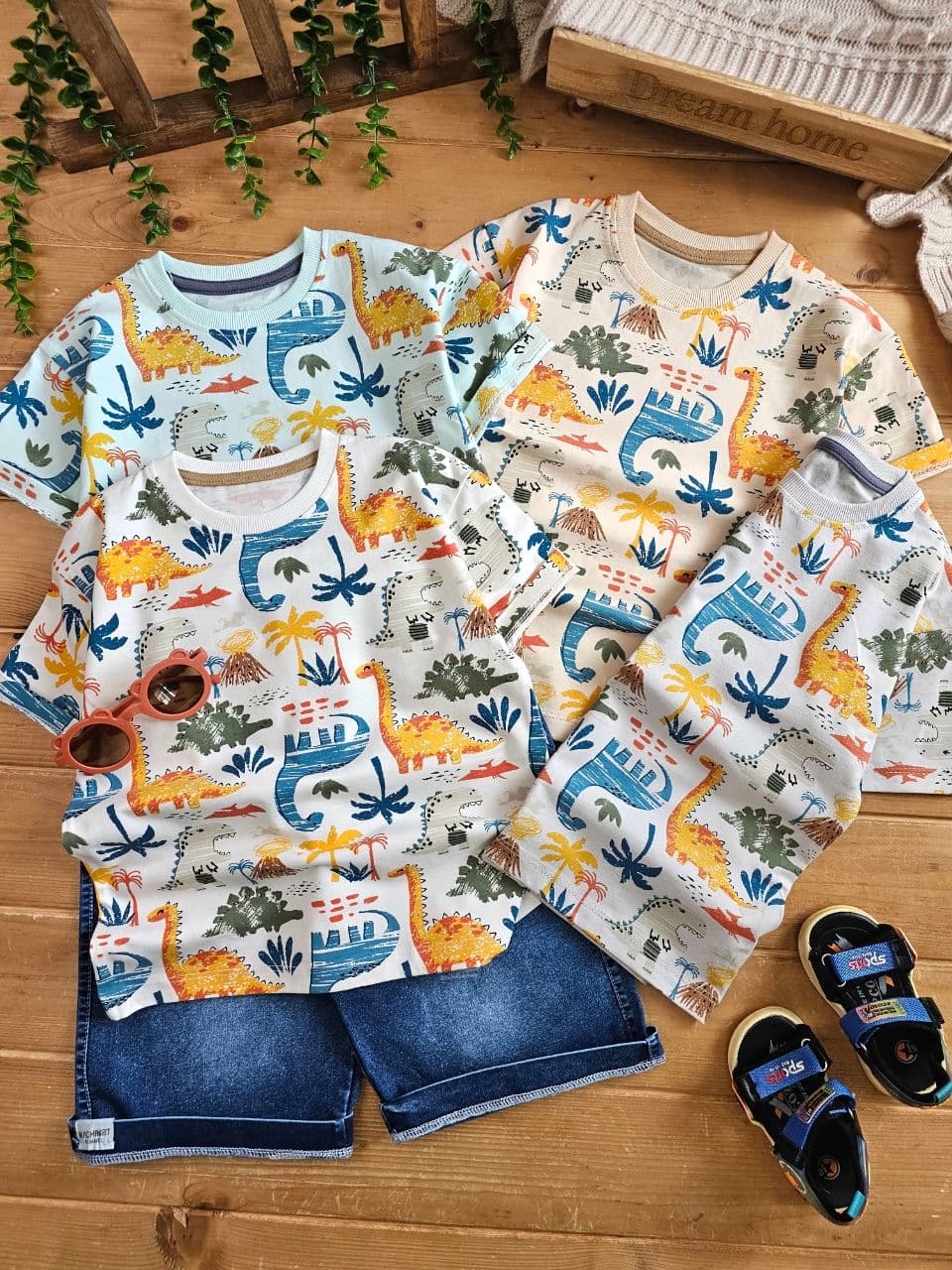 تیشرت شلوارک دایناسور