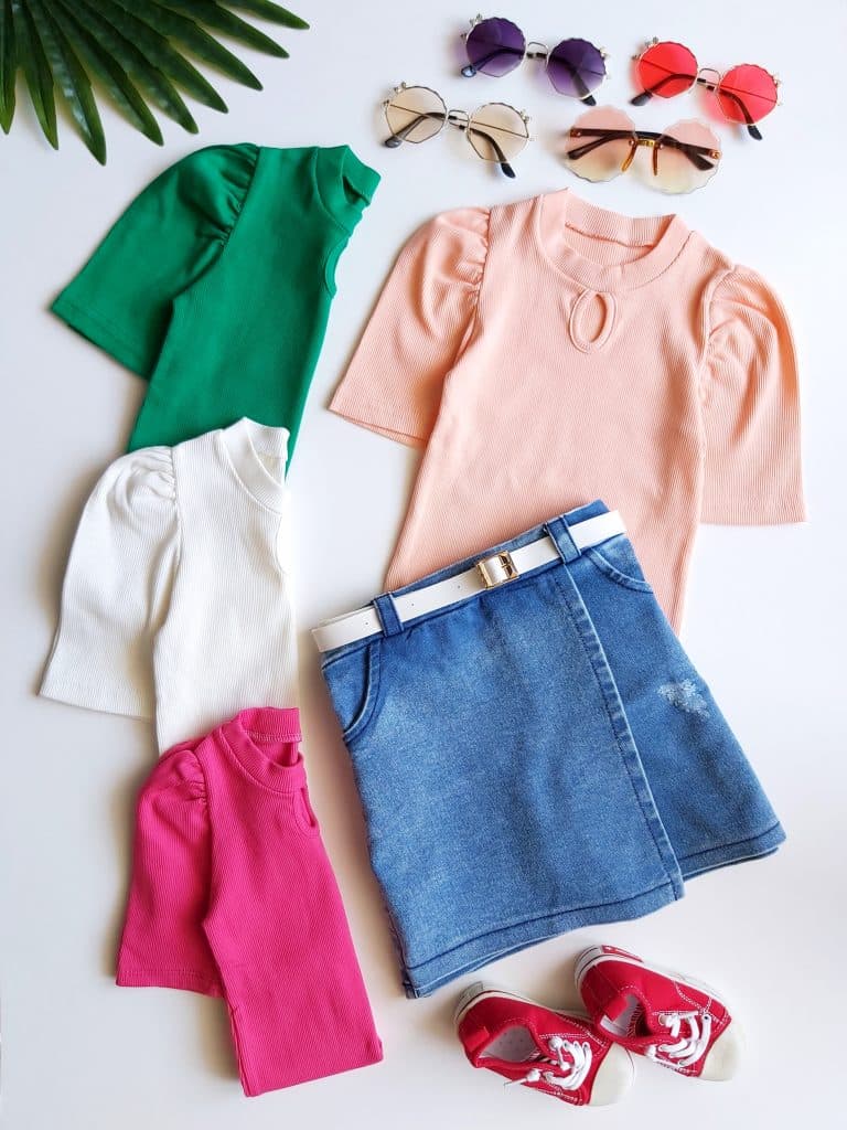 ست بلوز آستین چین دار و شورتک طرح دامن