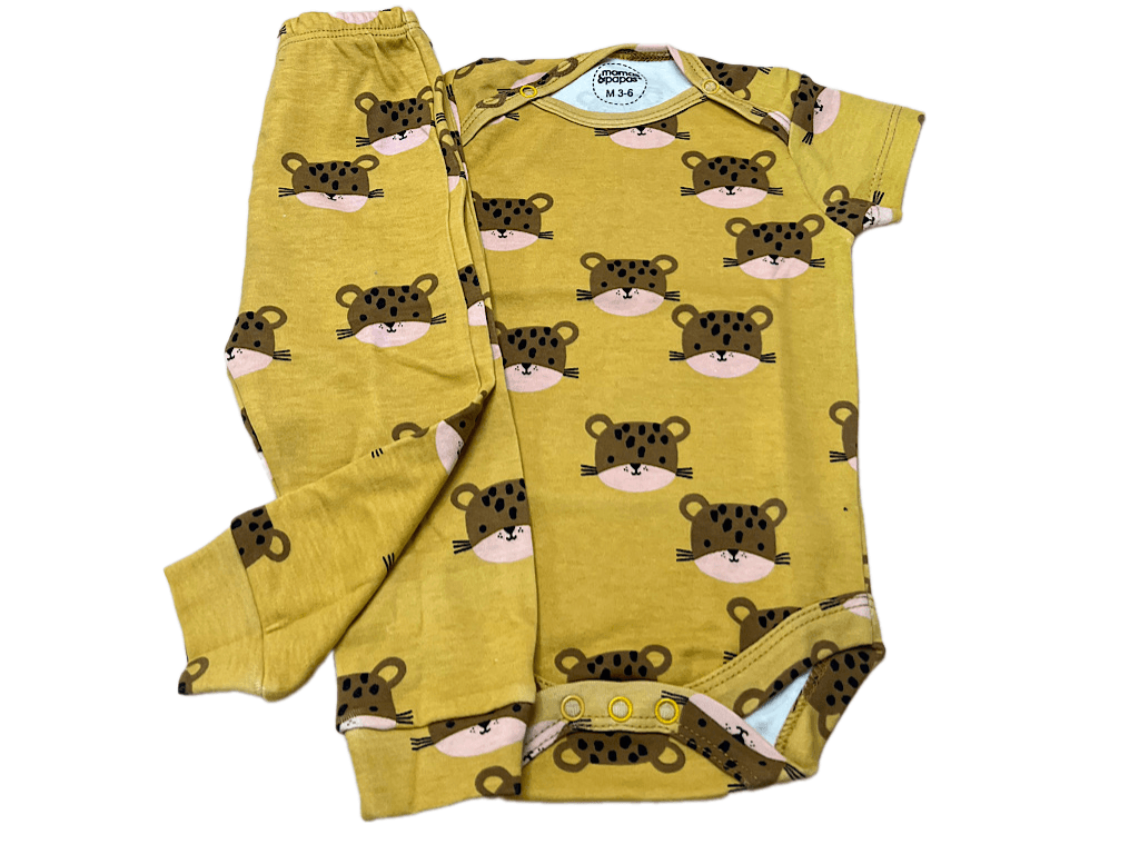 بادی آستین کوتاه و شلوار نوزادی ماماس اند پاپاس Mamas & papas