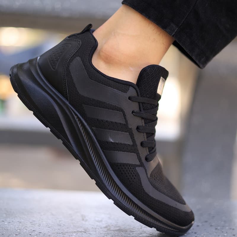 کفش کتونی برند اندرامورآدیداس