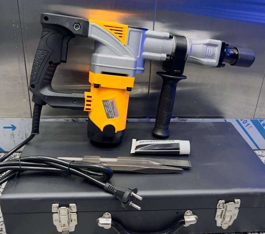 تخریب ۹ کیلویی سوپر تخریب کیف فلزی موتور تمام مس طرح ماکیتا برند موکیتا مدل 840