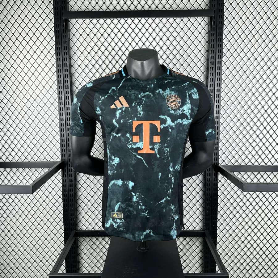 لباس دوم بایرن مونیخ 2025-2024 | بازیکن