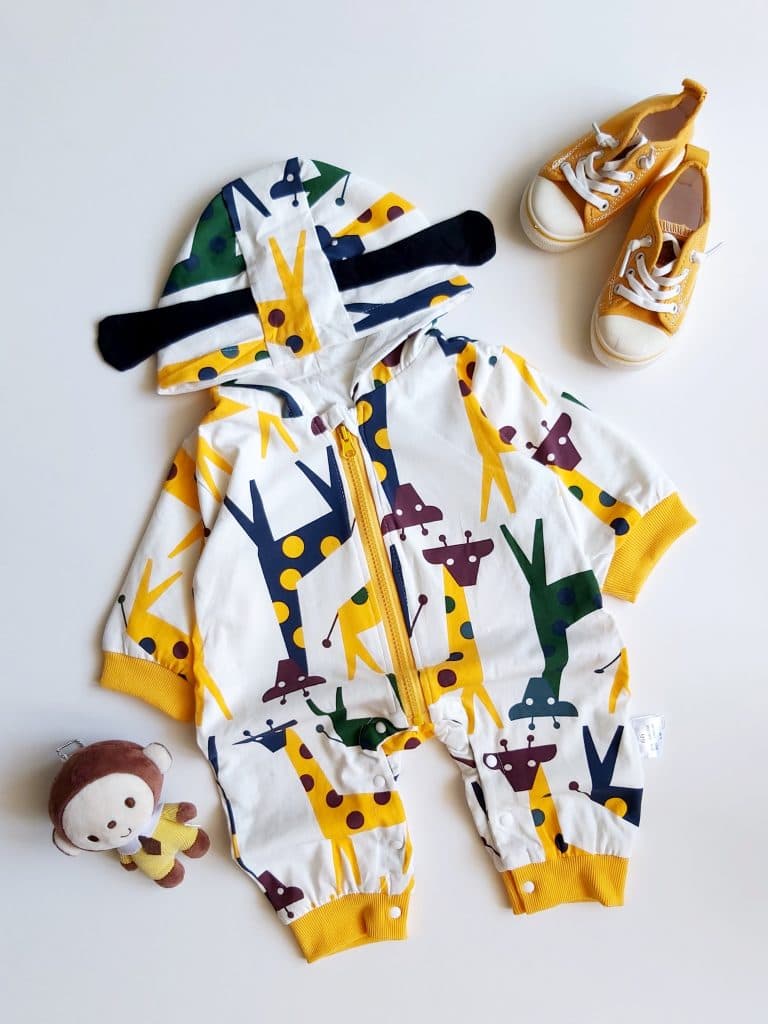 سرهمی زیر دکمه ای زرافه