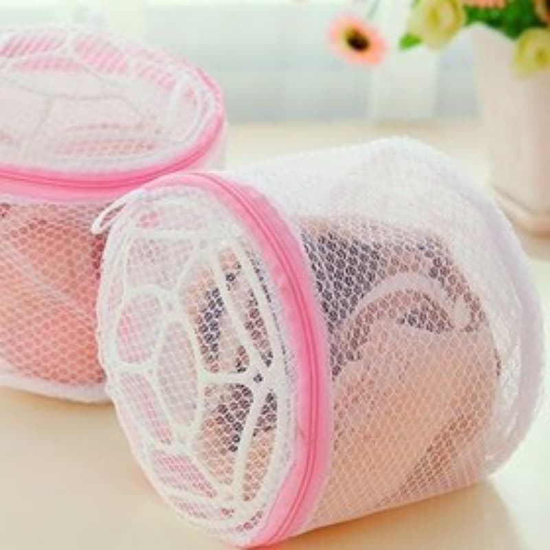 سبد شستشوی لباس سفید ساده 17در 17