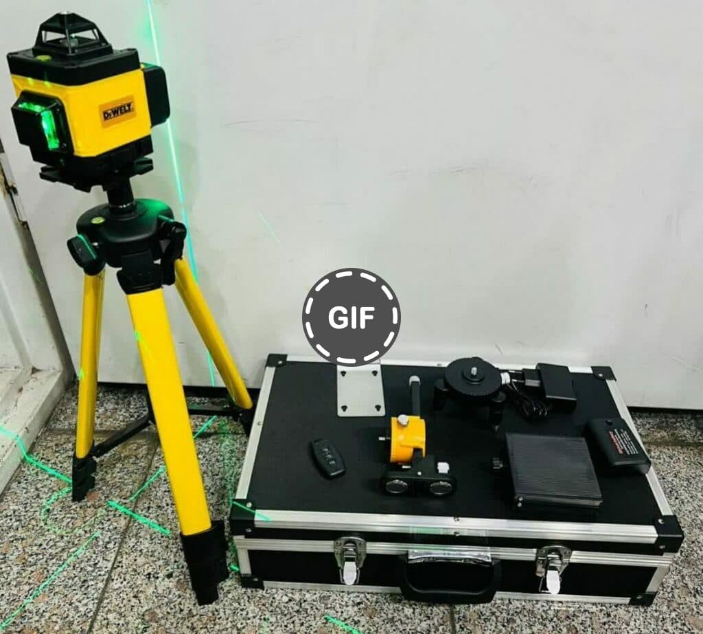 تراز لیزری چهار خط پایه دار طرح دیوالت مدل چمدانی